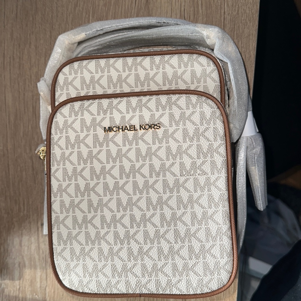 Brand New Michael Kors Crossbody